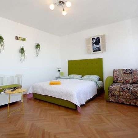 Dream Apt With Parking Appartement Belgrado Buitenkant foto