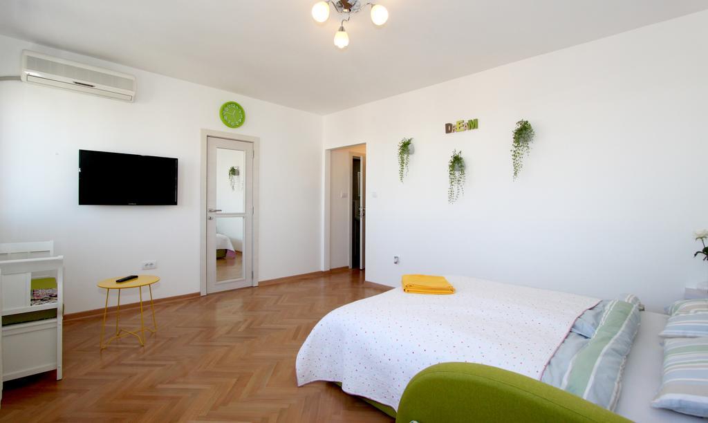 Dream Apt With Parking Appartement Belgrado Buitenkant foto